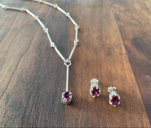 Set aus 925er Sterlingsilber mit Rhodolithsteinen